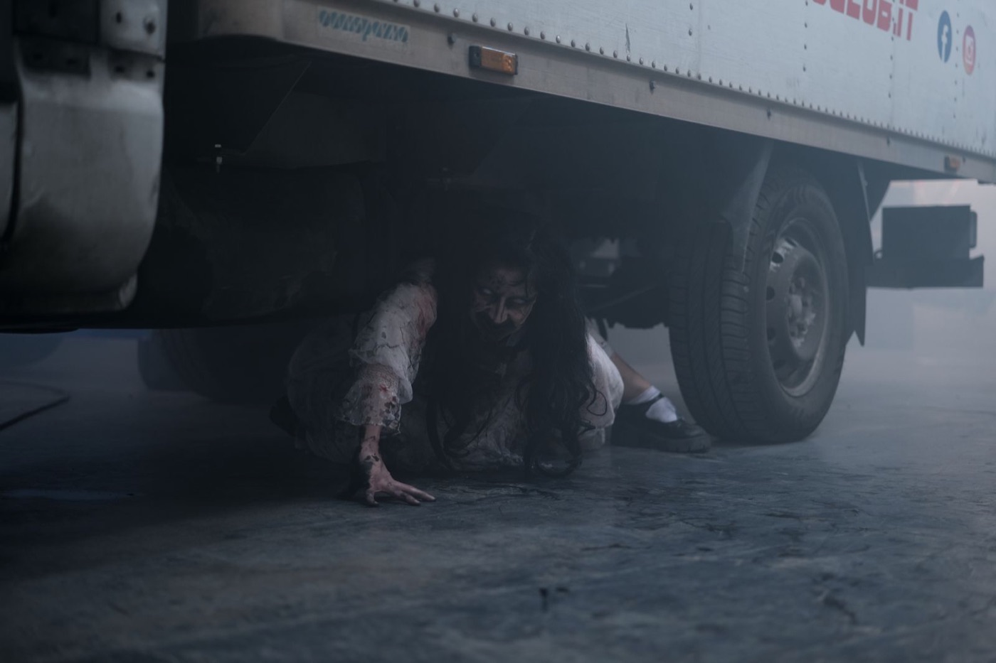 Momento immersivo under truck horror