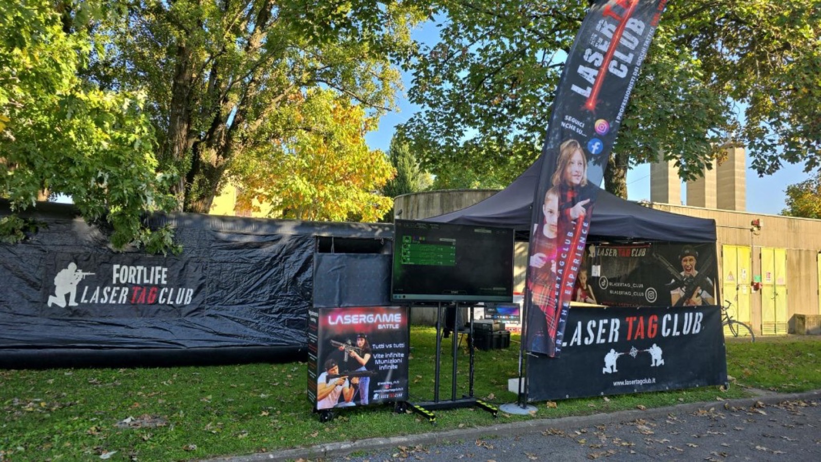 Laser Game in piazza con VRC On Tour
